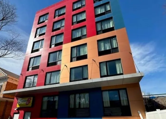 Super 8 By Wyndham Brooklyn Pennsylvania Ave New York